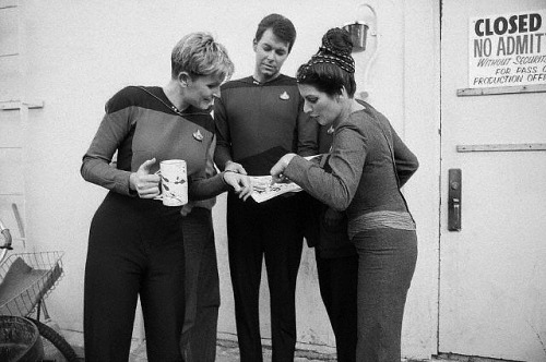 meganleestudio:Pt. 2 - Rare photos from behind the scenes of Star Trek: The Next Generation (more at