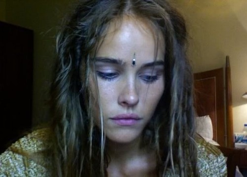 you1ana:  Isabel Lucas 