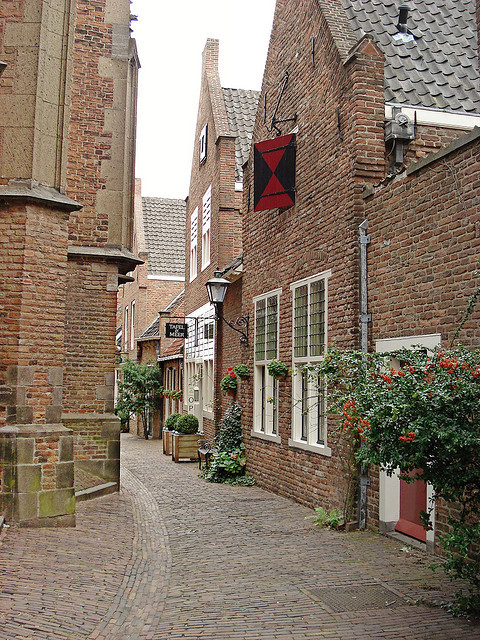 visitheworld: Medieval streets of Nijmegen in Netherlands (by Wouter van Wijngaarden on Flickr).