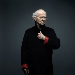 swedishmountaingoat:Jean Giraud, aka Moebius, passed away this morning.  Thank you for your art