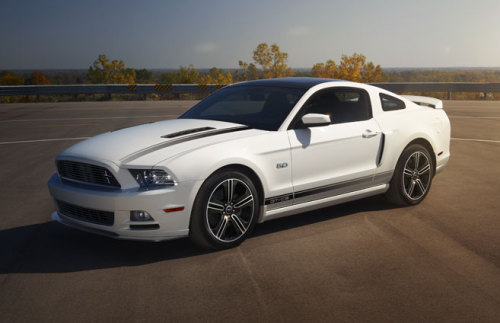 Mustang shelby gt500 super snake wide body