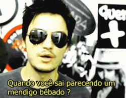 Por ironia do destino você tem que encontrar sua escola inteira