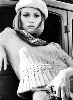 vintagegal:  Faye Dunaway in Bonnie and Clyde