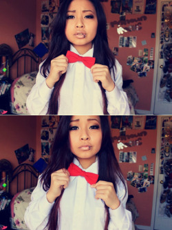 blackthoughtsinacarelessworld:  Bow-tie swag