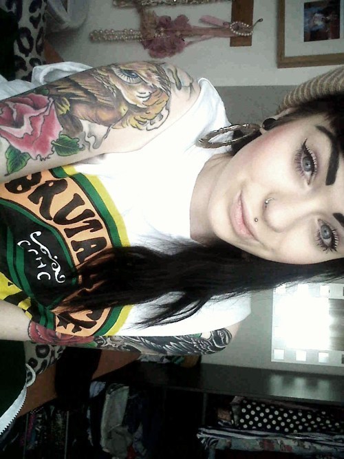 into-your-grave:  I wish I had the dolla to get more tattoos/ the parents would let me have things that aren’t in “hidden” areas….. 