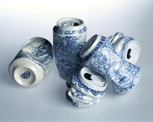 giraffewithdicksforlegs:  Lei Xue, Porcelain Rubbish, 2007 Via 