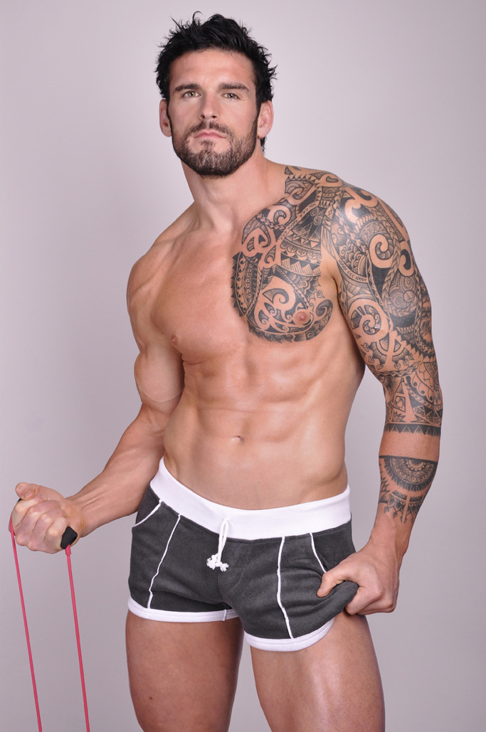 tumblinwithhotties:  Stuart Reardon 
