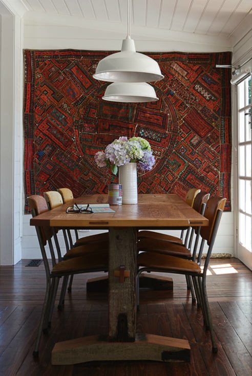 Love the old school desk chairs and table. mycupotea:  (via desire to inspire - desiretoinspire.net 