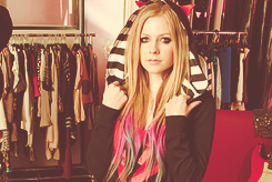 my-world-avril-lavigne:  Fabulous 