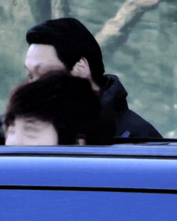 (ღ˘⌣˘ღ)