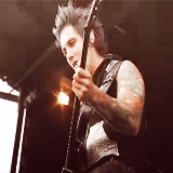 trannygates:  Almost Easy Live → Warped Tour 2007  