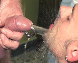 humiliationverbale:  great PA shower on the maintenance man PIG 