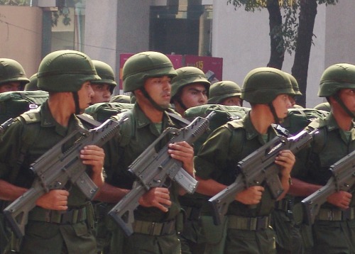 Mexican soldiers with the FX-05 Xiuhcoatl (This rifle is a domestic design after Mexico decided not 