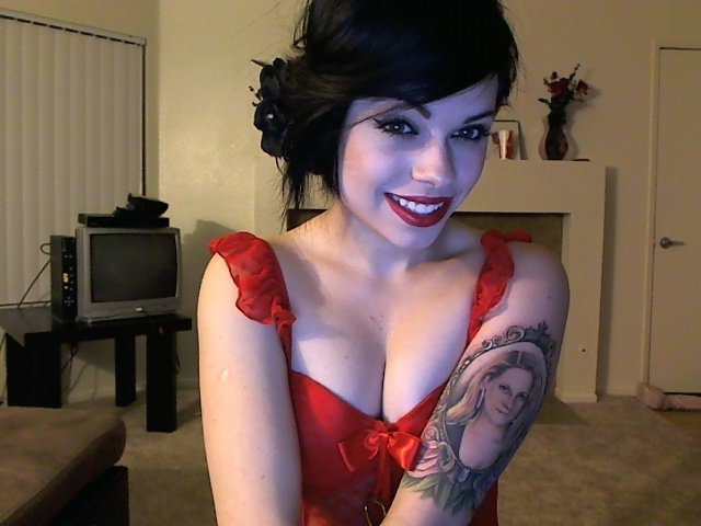 thebaddestbabykayever:  me last year around this time i think:) 