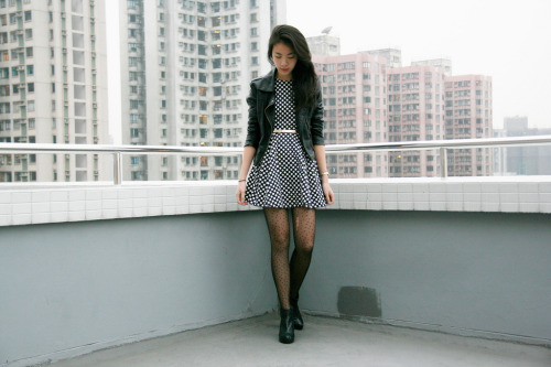 (via Fashiononymous: DOTIFIED//)