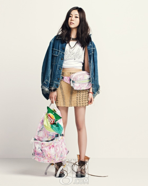 Baek Jin Hee (korean actress) for Vogue Girl Korea - March 2012 Issue See the rest of the photoshoot