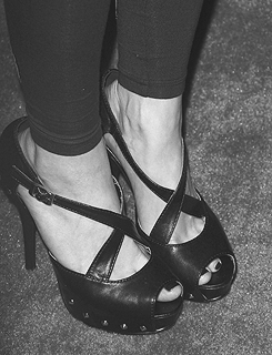 avrilupdate:  JustFab, Abbey Dawn Shoes &amp; Bags Launch 13.03.12