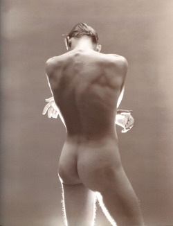 Cuissedenymphe: George Platt Lynes  William Harris, 1945  