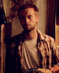 malsnothereeither-blog:  joe anderson’s face being stupid - 2x07 the river 