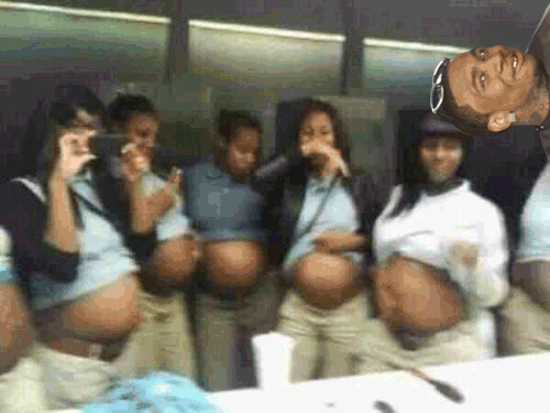 thapeacock:  Awwwh damn B you got bitches B 
