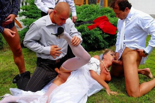 Porn weddingdayerotica:  traditional weddingÂ : photos