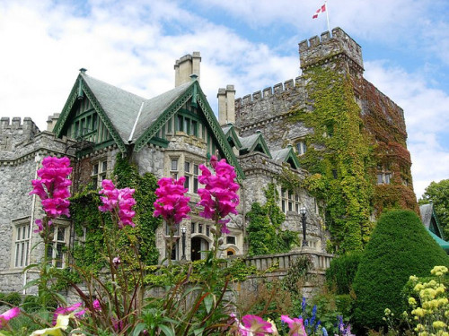 Hatley Castle in Victoria, British Columbia, Canada (by dslrnovice).