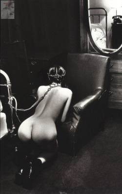 quantumsatis:  A good pet should learn patience early on. She should also learn the meaning of words such as rapacious, craving, agog, soused and lascivious. I’m not going to train just your body you know? Photo by Helmut Newton. (The man) 