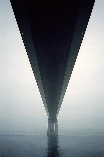 fiore-rosso:  ,storebaelt [denmark] / xavier de jauréguiberry. 
