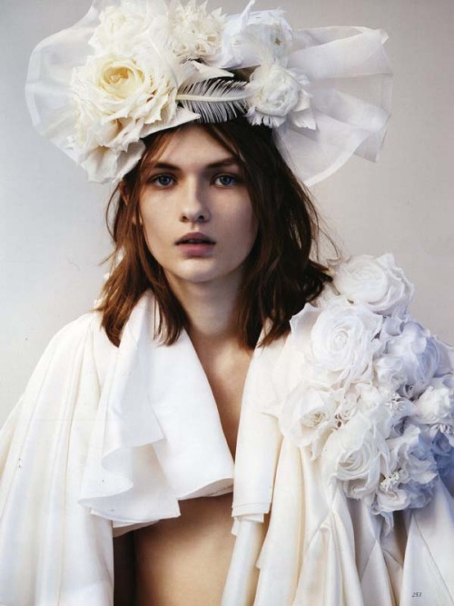 XXX Lara Mullen by Josh Olins for Vogue UK April photo