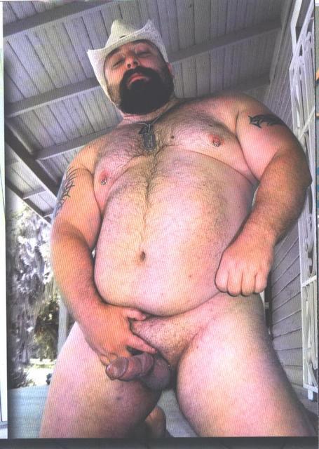 thestubbycubby:  anonbear:  Dozer a.k.a. Scott   3/3 some pix were taken by MICHIO