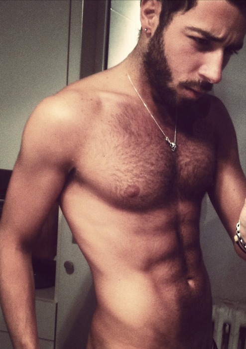 he certainly makes me horny.follow pretttyboyswag for more.