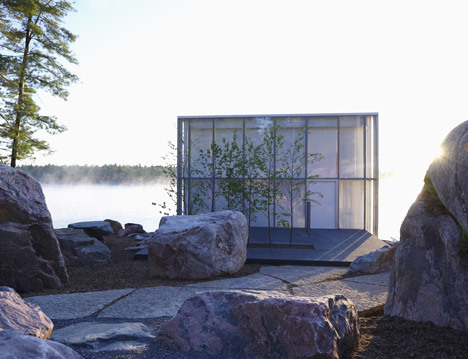 senojp:  Photographers Studio over a boat house on Stoney Lakegh3 architecturehttp://www.gh3.ca/