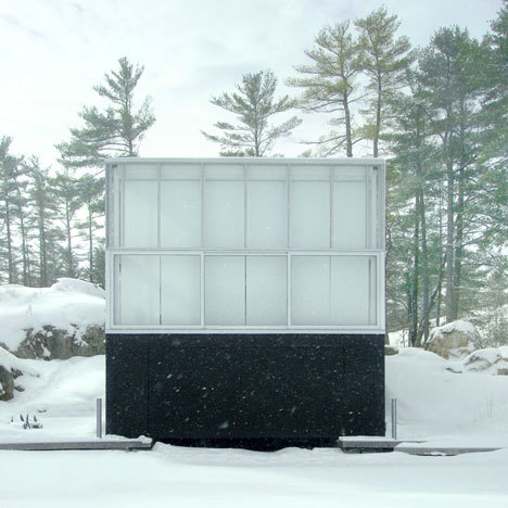 senojp:  Photographers Studio over a boat house on Stoney Lakegh3 architecturehttp://www.gh3.ca/