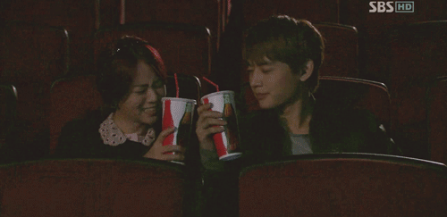 ikuitenshi:  Fyi, for those saying the acting is bad… They are supposed to be disinterested
