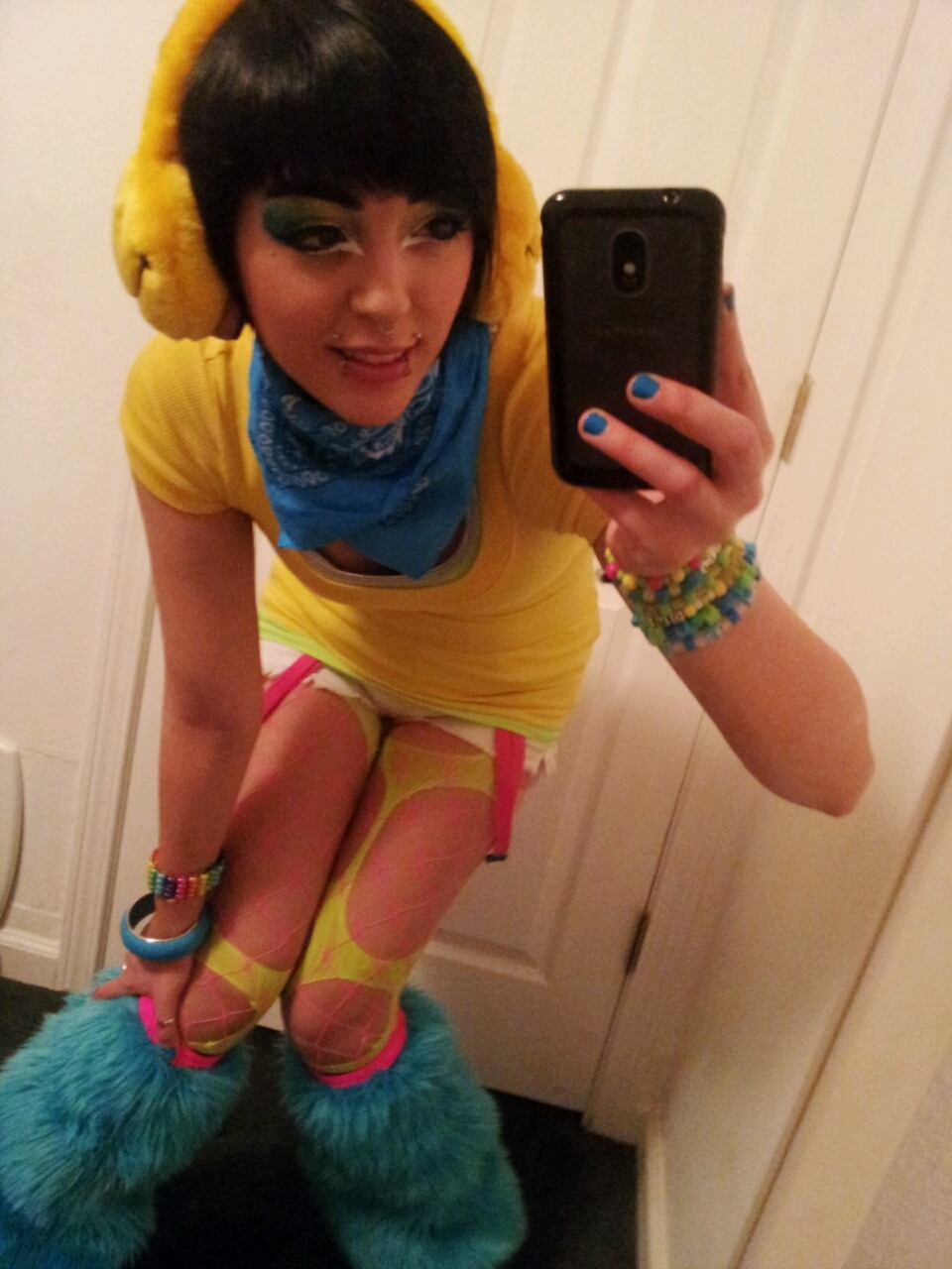 acidflowers:  Ready to rage! All ready for Lucky 2012 tonight! Calvin Harris, Porter