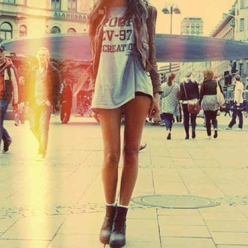 pr3tty-girls-do-ugly-things:  indie | Tumblr on We Heart It. weheartit.com/entry/24995411