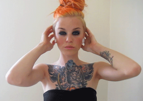 obsessed-by-piercings-and-tattos:  So cool 
