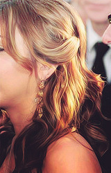  hair porn → miley cyrus {events}     Actually in love with her hair