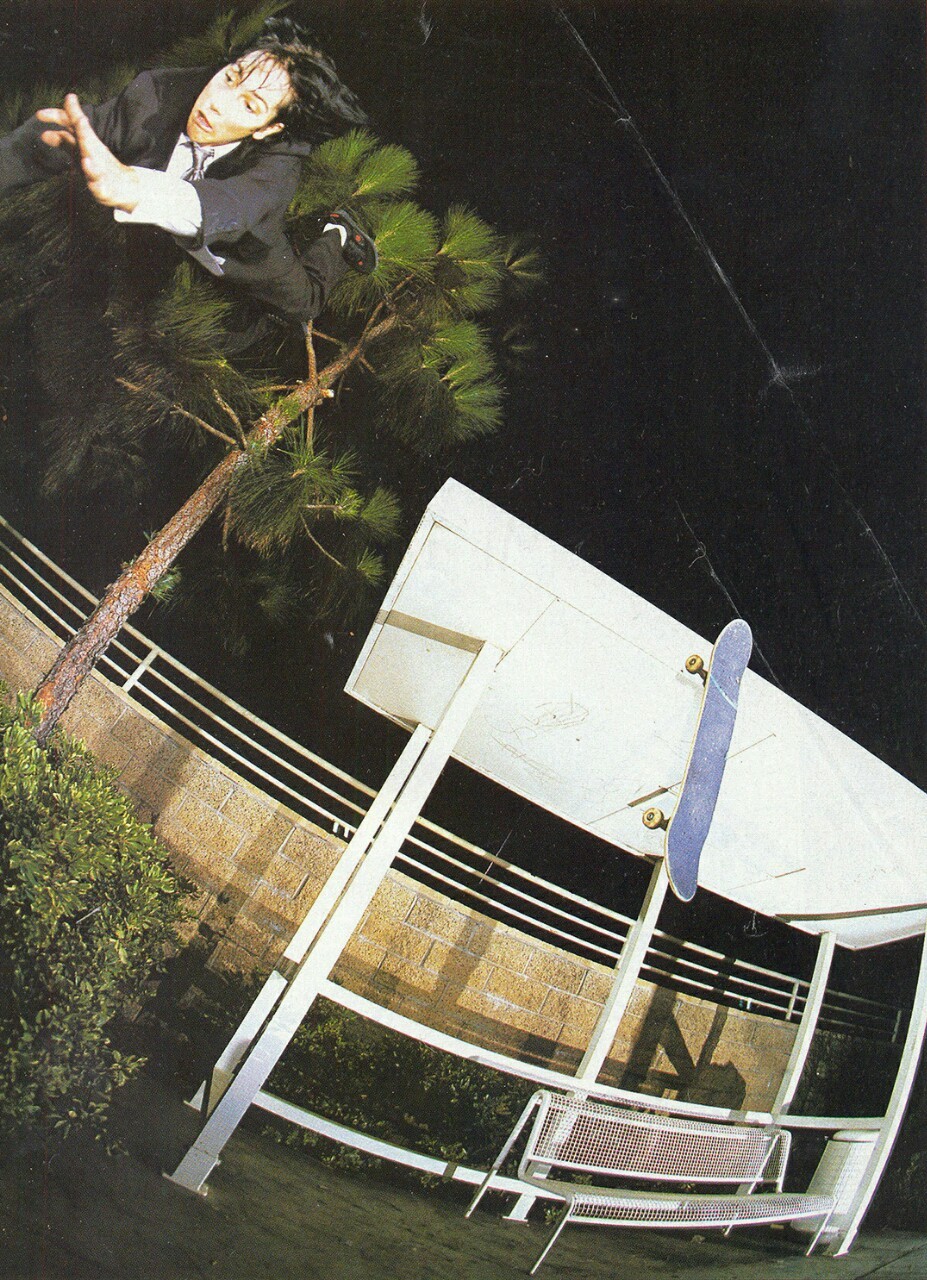 thebonesofhoudini:  Heath Kirchart for Birdhouse Skateboards’ “The End”. Photographed