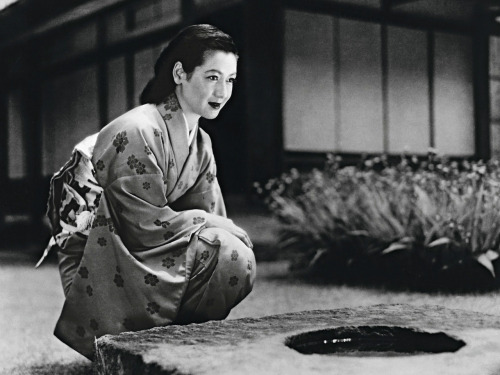 strangewood:Late Spring // dir. Yasujiro Ozu The incomparable, luminous Setsuko Hara
