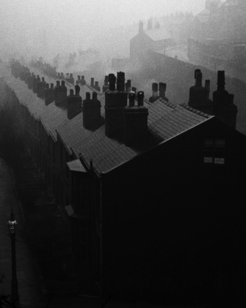 luzfosca: Bill Brandt Misty Evening In Sheffield, 1937