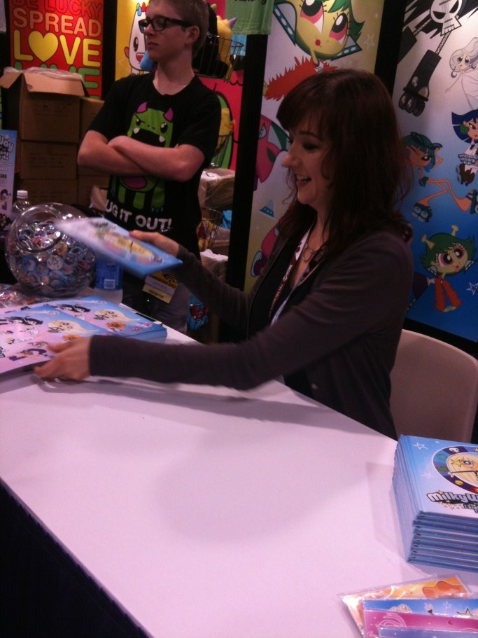 lovetomorrowlove:  Meeting Lauren Faust at Wonder Con 2012 (Anaheim, CA.) There was