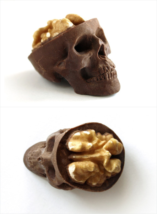 mysticexplorations:Chocolate skulls with walnut/candy brain 