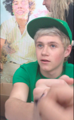 iwant-nialler:  lovelust-and-irishboys: 