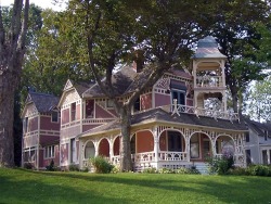 bluepueblo:  19th Century Victorian House,