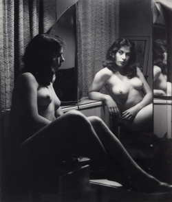 hotparade:  Max Dupain - Moira in Mirror,