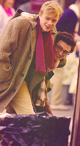 captain-swan:  Daniel Radcliffe and Dane DeHaan on set: Kill Your Darlings (Brooklyn, New York, March 19) 