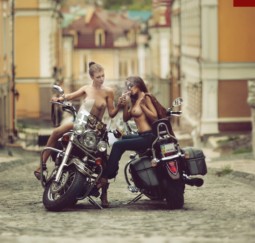 Naked biker babes nude