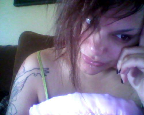 shatteredprinciples:  MESSY HAIR AND NO MAKE-UP! rofl….