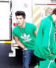 upallnightwithhaz:  rachaelsonedirection:  fiveboyfriends:  “hannah lietana”